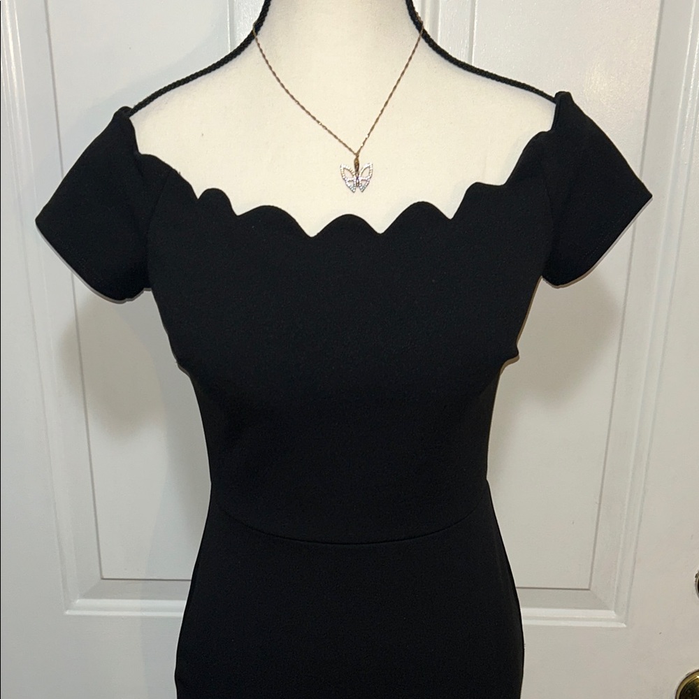 🦋B Darlin Black Scalloped Mini Dress 5/25$